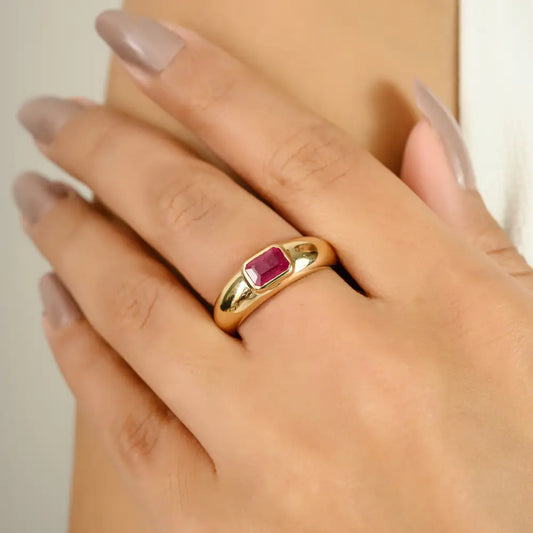 Hot Selling Natural Ruby Gemstone Chunky Signet Ring 14K Yellow Gold Jewelry For Women