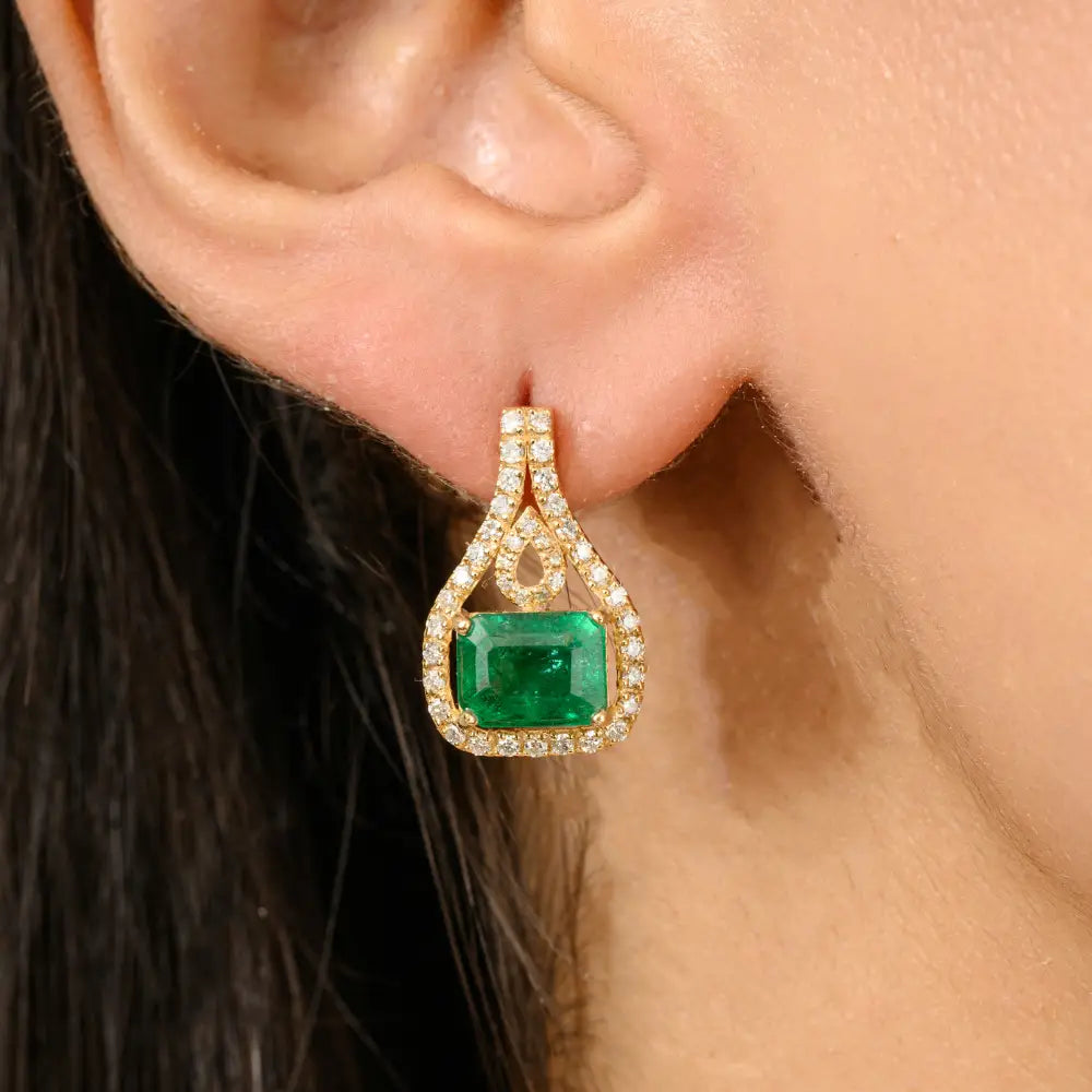 Latest Design Emerald & Diamond 18K Yellow Gold Drop Earrings For Party Wear Trending Jewelry
