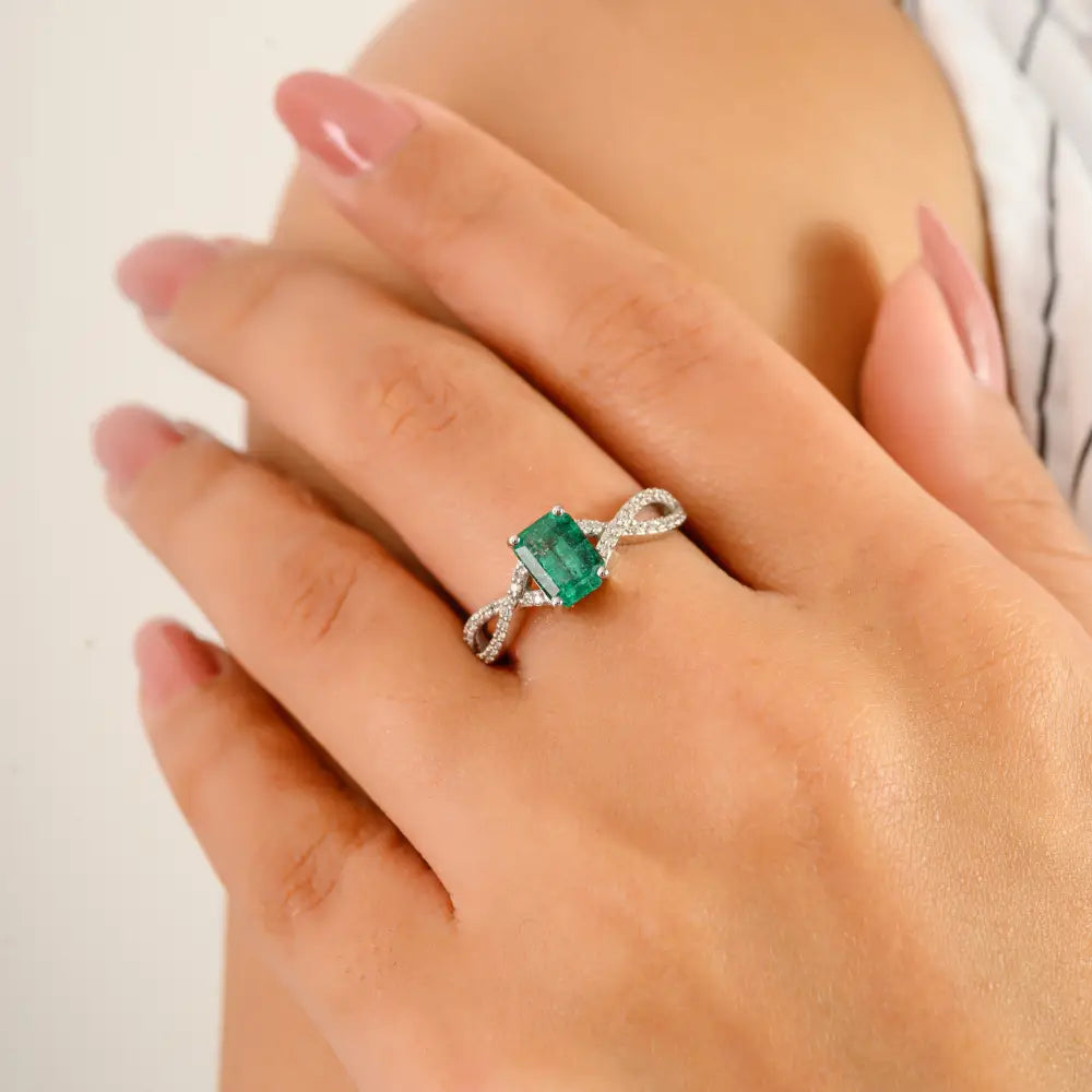 New Design Solid 14K White Gold Emerald & Diamond Wedding Ring Unisex Wholesale Jewelry
