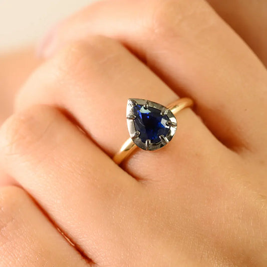 High Grade 18K Yellow Gold Blue Sapphire Black Rhodium Plated Single Stone Ring Unisex