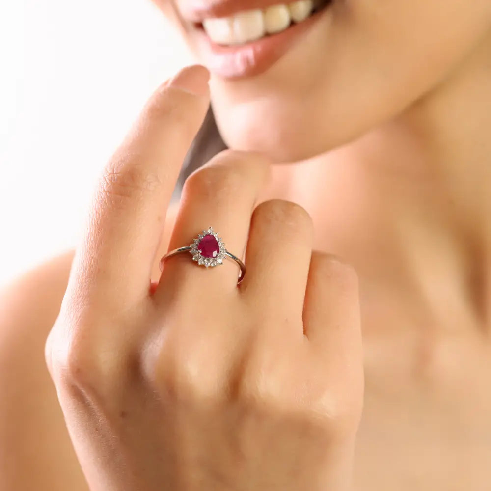 100% Genuine Ruby & Diamond Engagement Cluster Ring K14 White Gold Jewelry Manufacturer