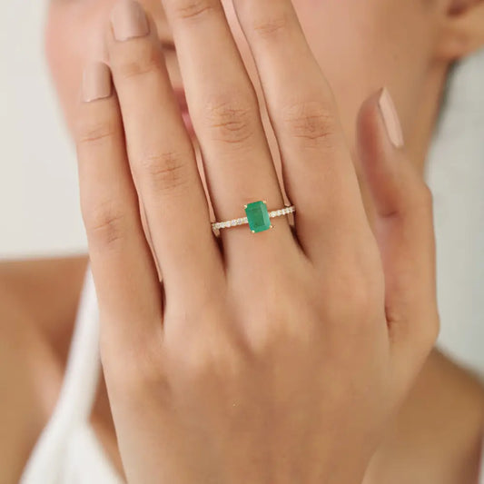 100% Natural 7x5 mm Emerald & Diamond Gemstone Ring 14K Yellow Gold Fine Jewelry