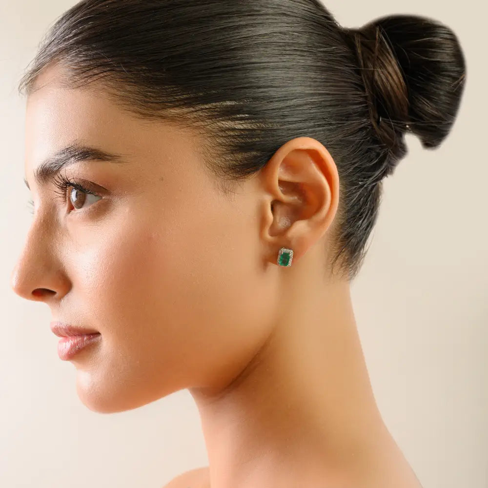 18K Real White Gold Emerald & Diamond Halo Cluster Stud Earrings Everyday Women Jewelry