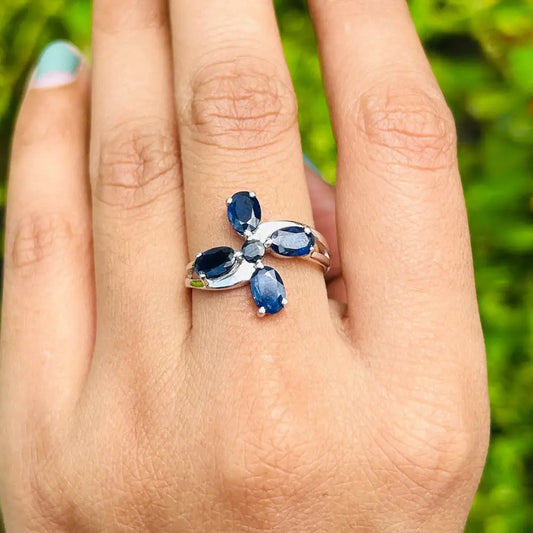 Popular Design High Quality Genuine Blue Sapphire Flower Shape Ring Set In Prong Setting Wholesale Price