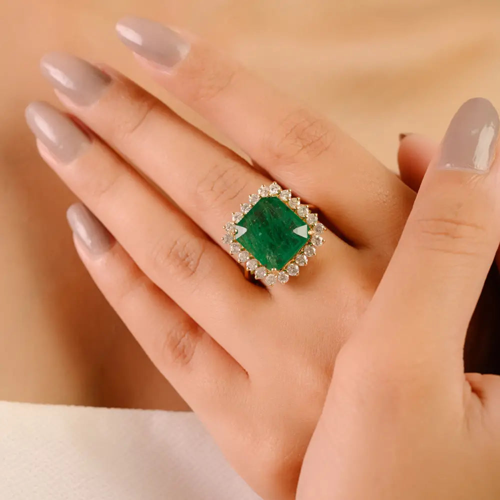 Precious Gemstone Emerald & Diamond K14 Yellow Gold Cluster Wedding Ring For Women