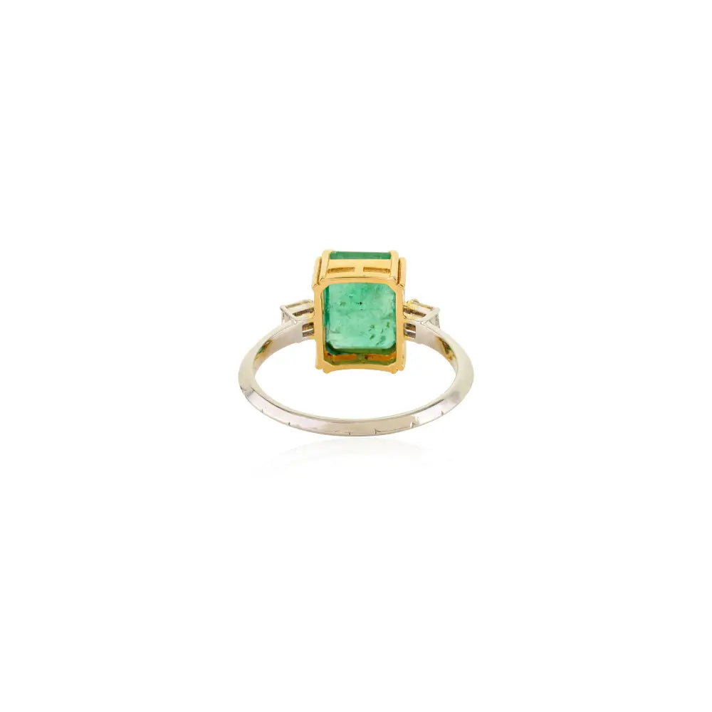 Double Prong Set Emerald & Diamond 18K Real Two Tone Gold Trilogy Ring For Wedding