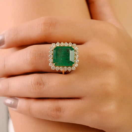 Precious Gemstone Emerald & Diamond K14 Yellow Gold Cluster Wedding Ring For Women