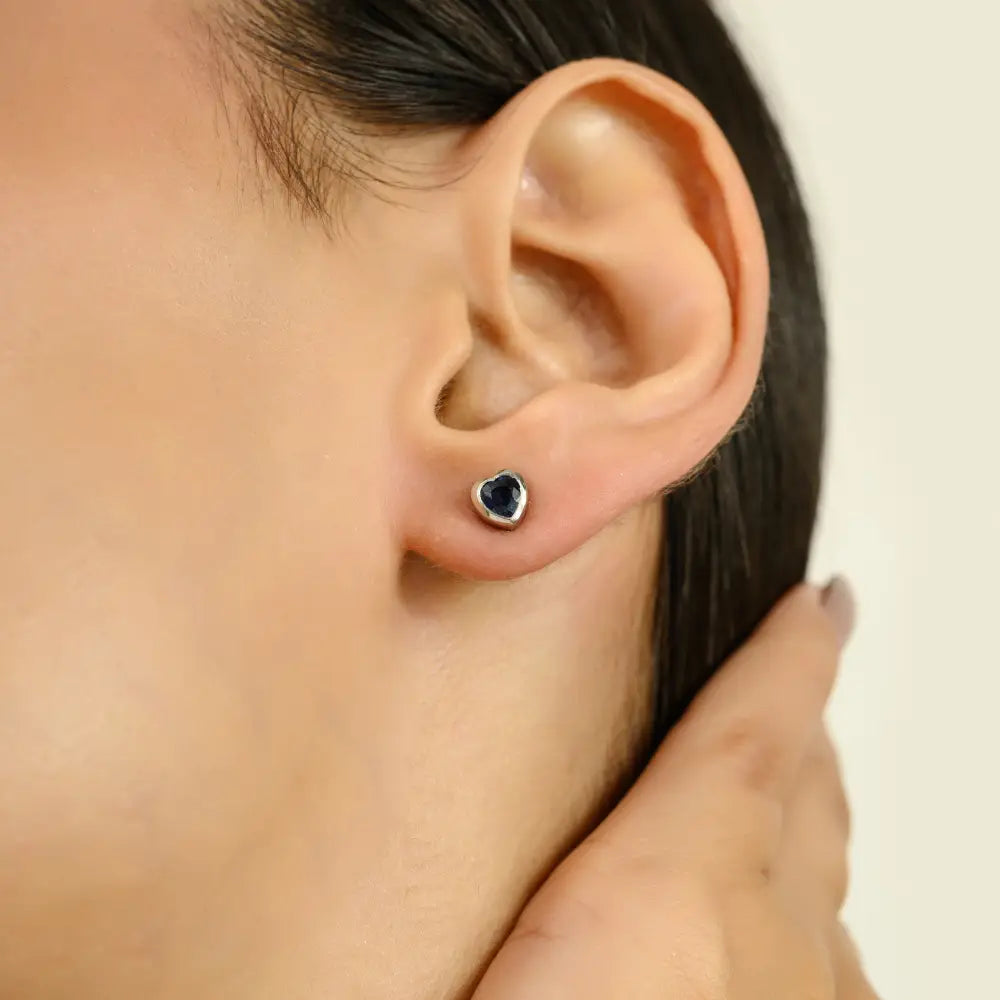Elegant Minimalist 14K Solid White Gold Blue Sapphire Heart Shape Small Stud Earrings Unisex