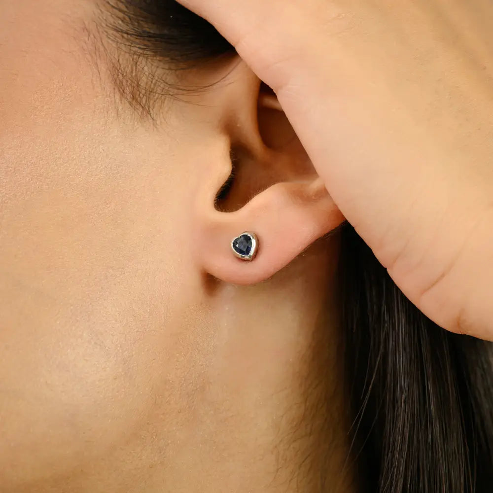 Elegant Minimalist 14K Solid White Gold Blue Sapphire Heart Shape Small Stud Earrings Unisex