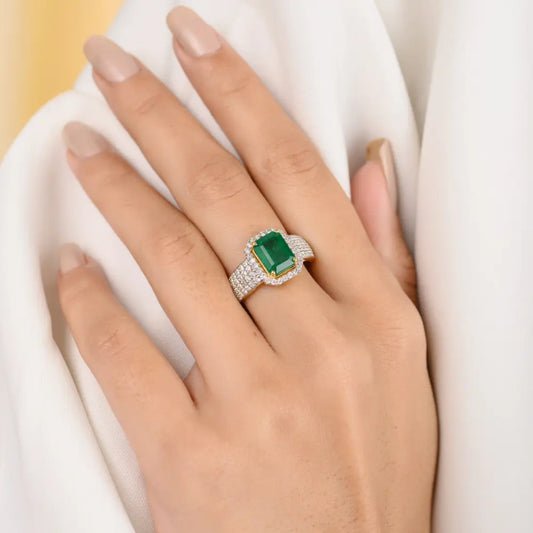 Personalized Jewelry Emerald & Diamond 18K Solid Gold Ring