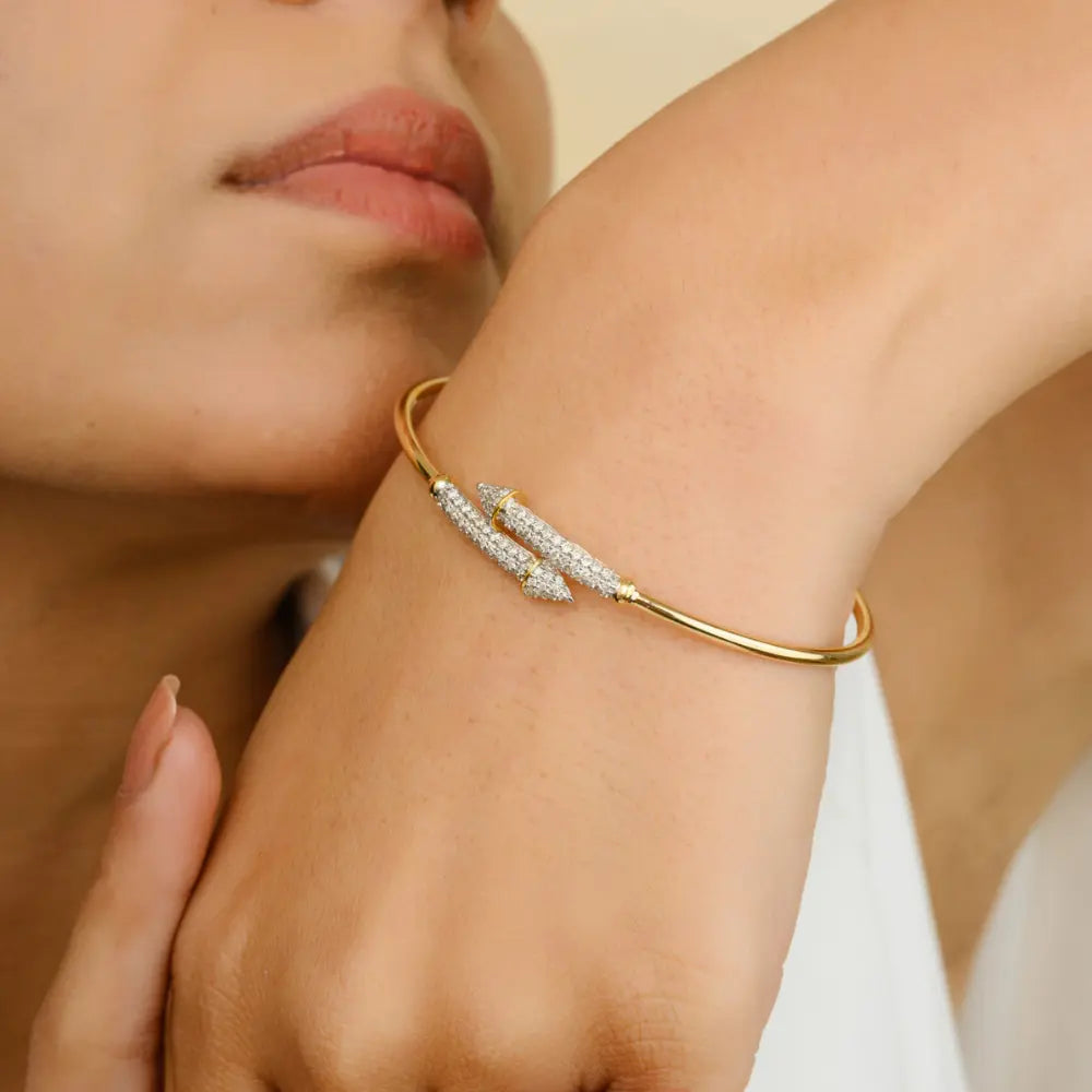 Unique Jewelry Natural Diamond 18K Solid Yellow Gold Cuff Bracelet