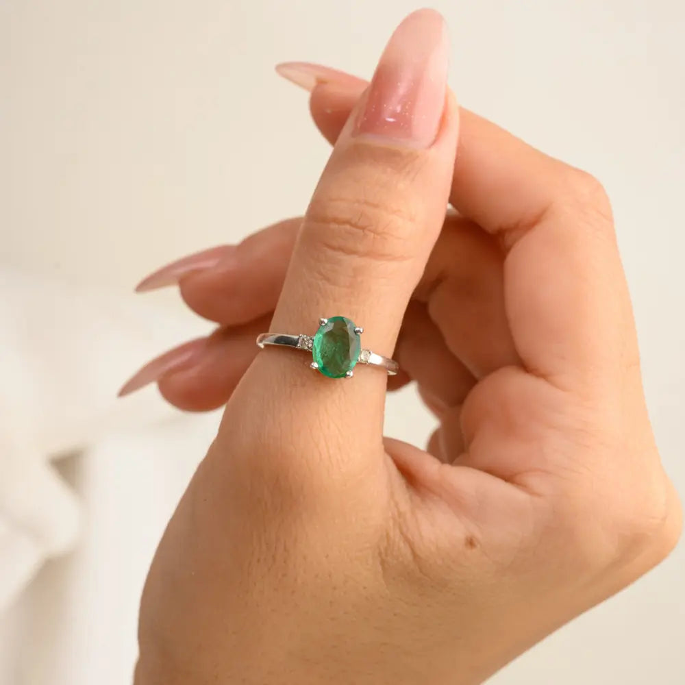 100% Natural Precious Stone Emerald & Diamond 14K White Gold Minimal Ring