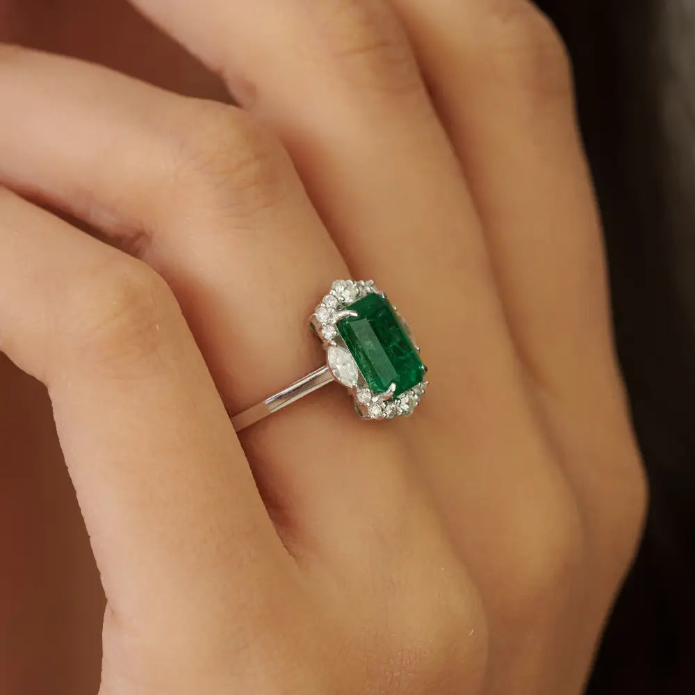 Solid 18K White Gold Emerald & Diamond Statement Ring Wholesale Gemstone Jewelry