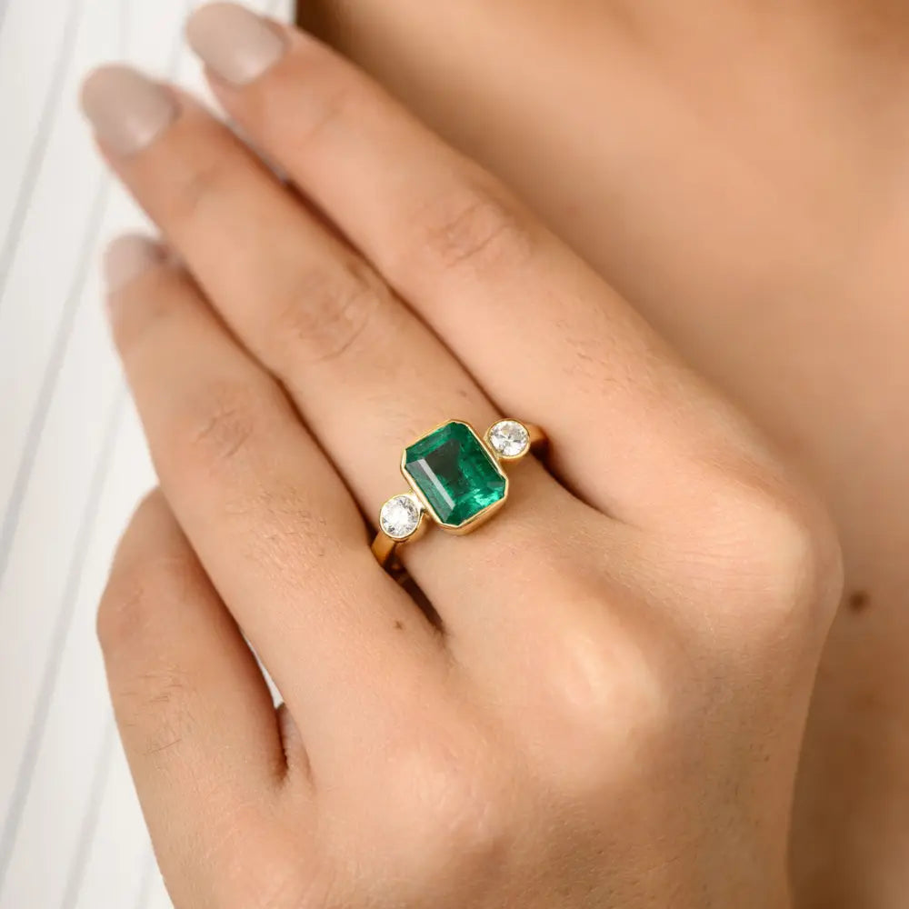 High Quality Products Natural Emerald & Diamond 18K Solid Yellow Gold Ring