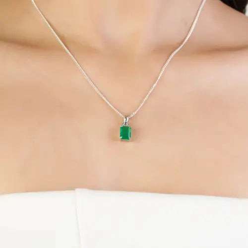 Minimalist 925 Sterling Silver Natural Green Onyx Single Stone Pendant For Women's