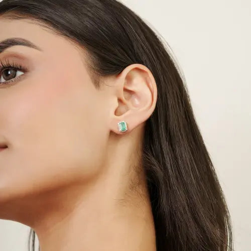 Minimal Design 925 Sterling Silver Natural Emerald & Diamond Halo Studs Fine Earring