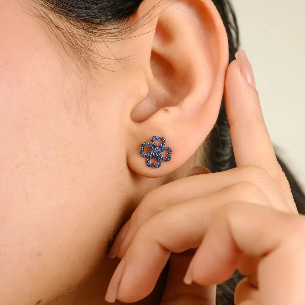 Latest Design Round Cut Gemstone Blue Sapphire Clover Stud Earrings 18K Gold Fine Jewelry