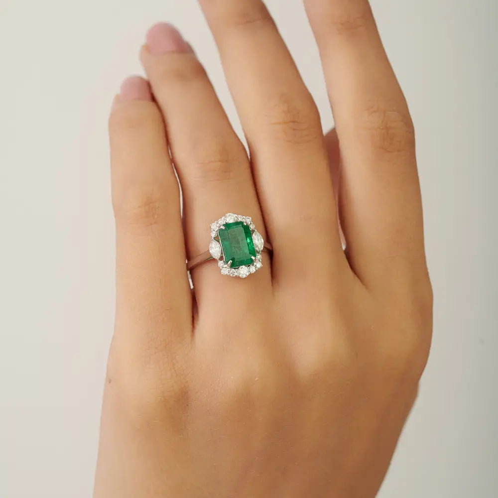 Solid 18K White Gold Emerald & Diamond Statement Ring Wholesale Gemstone Jewelry