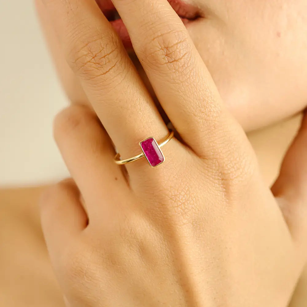 Elegant Classic Style 18K Yellow Gold Ruby Single Stone Stackable Ring July Birthstone Jewelry