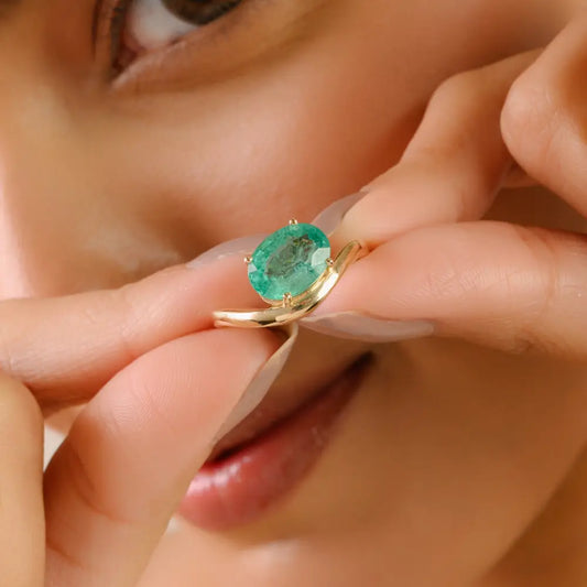 2.43 Ct. Zambian Emerald Solitaire Gemstone Wavy Ring K14 Real Gold Statement Jewelry