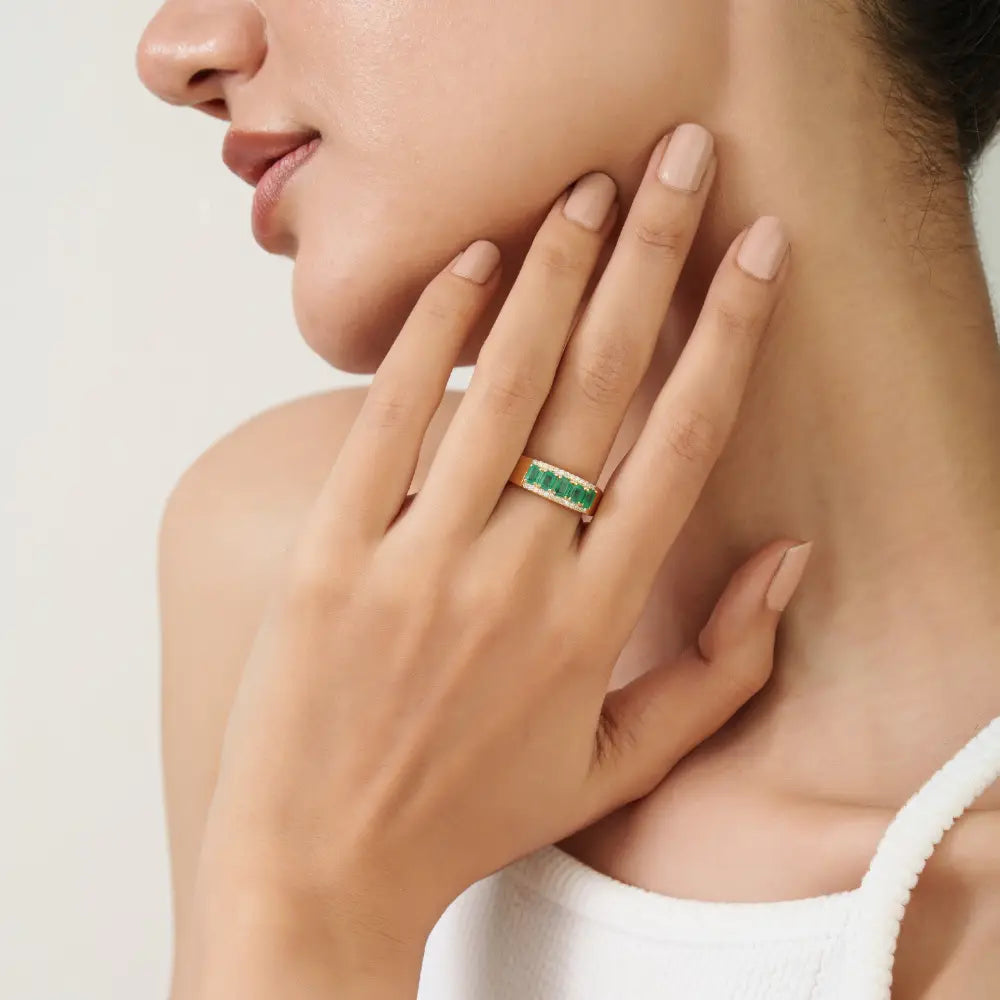Real Emerald Gemstone & Diamond K14 Yellow Gold Wedding Band Ring Latest Design Jewelry