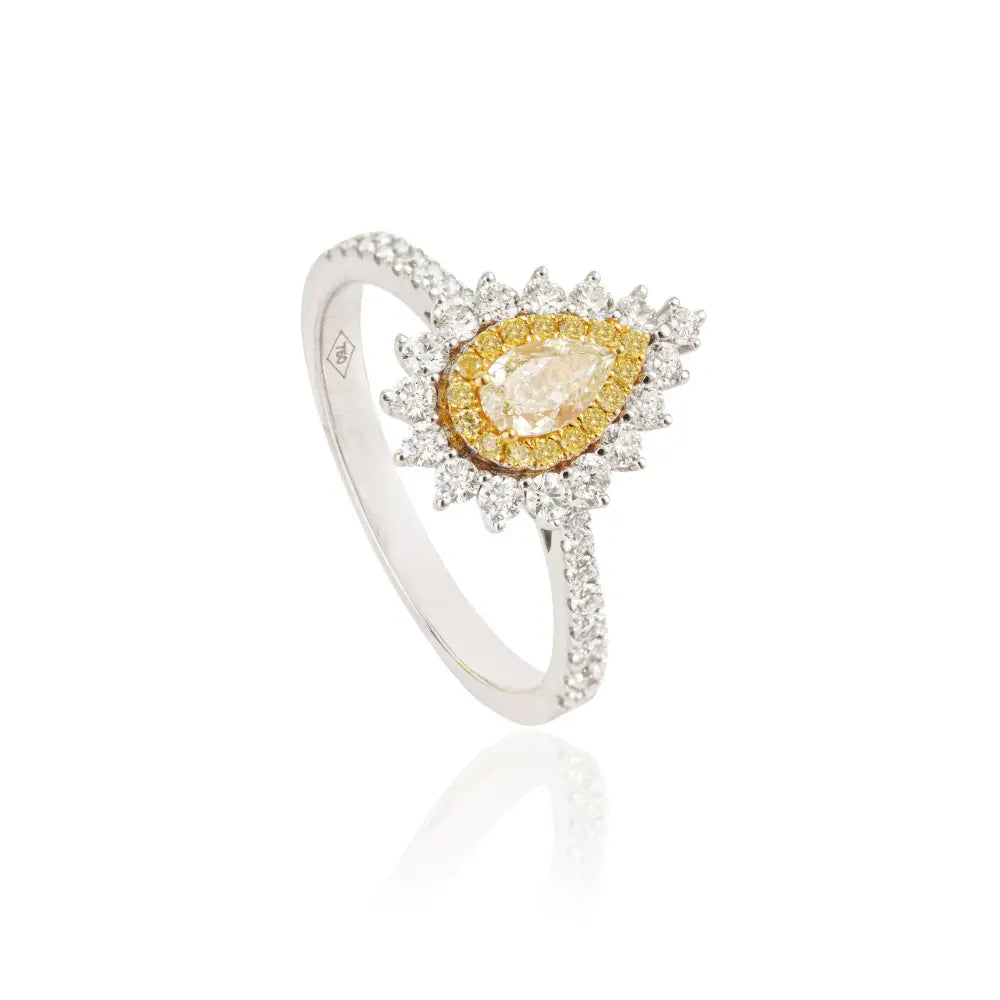 New Luxury Natural Diamond Pear Shape Cluster Engagement Ring Real K18 White Gold Jewelry