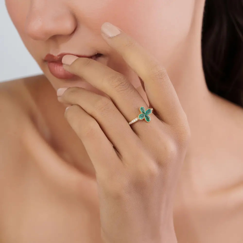Latest Design 14K Pure Yellow Gold Emerald & Diamond Four Leaf Clover Ring Stack Jewelry