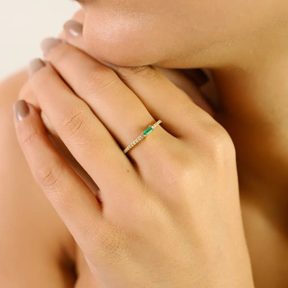 Simple Elegant Design K14 Real Yellow Gold Emerald & Diamond Stacking Dainty Ring For Girls