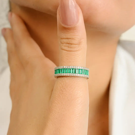 Latest New Design Emerald & Diamond 14K White Gold Wedding Band Ring Statement Jewelry