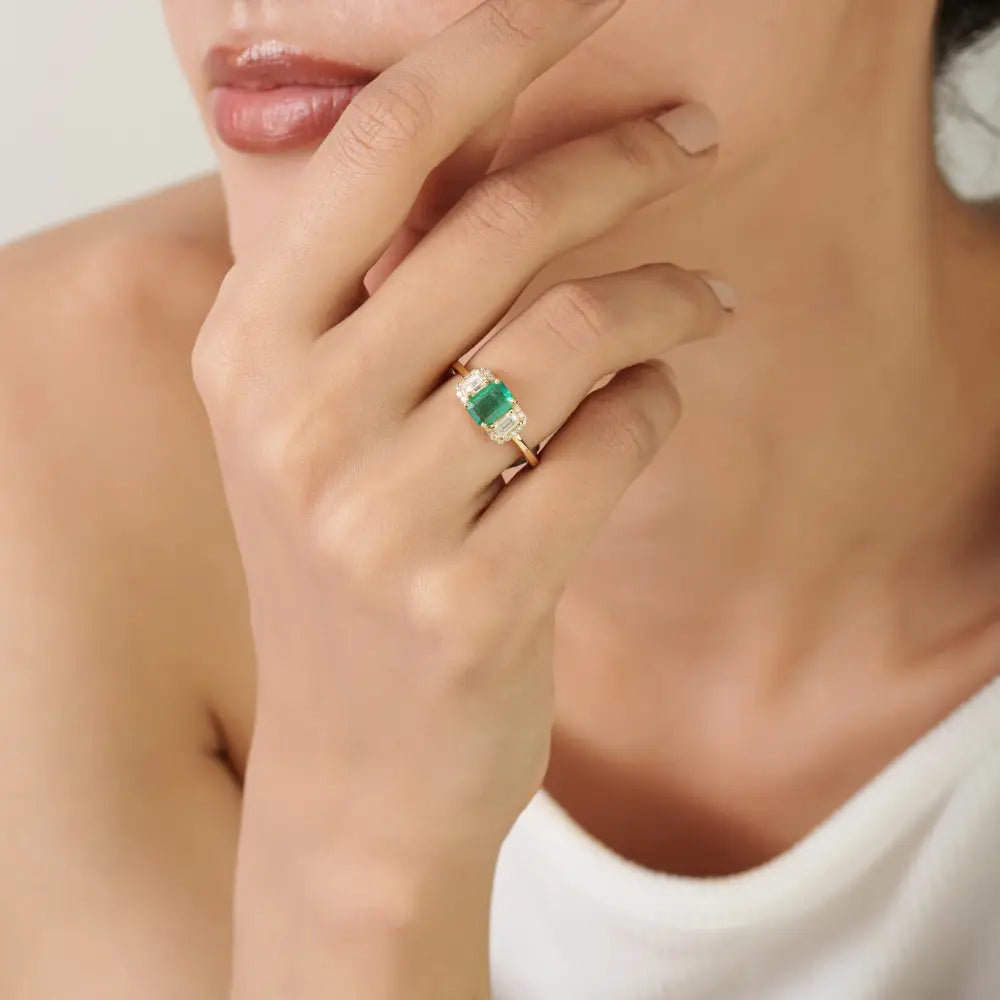 Wholesale Fine Emerald & Diamond K14 Yellow Gold Gemstone Ring Latest Design Jewelry