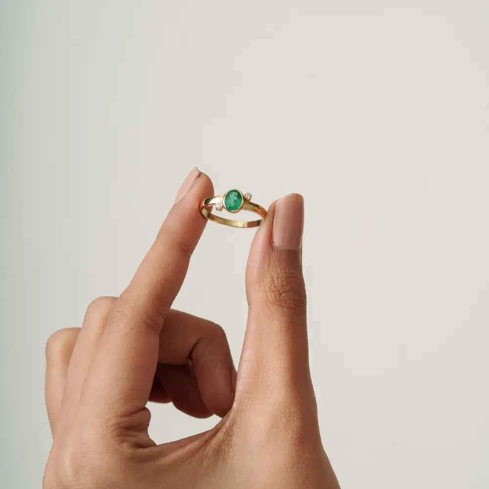 Bezel Set Emerald & Diamond K14 Pure Yellow Gold Minimal Gemstone Ring Stacking Jewelry