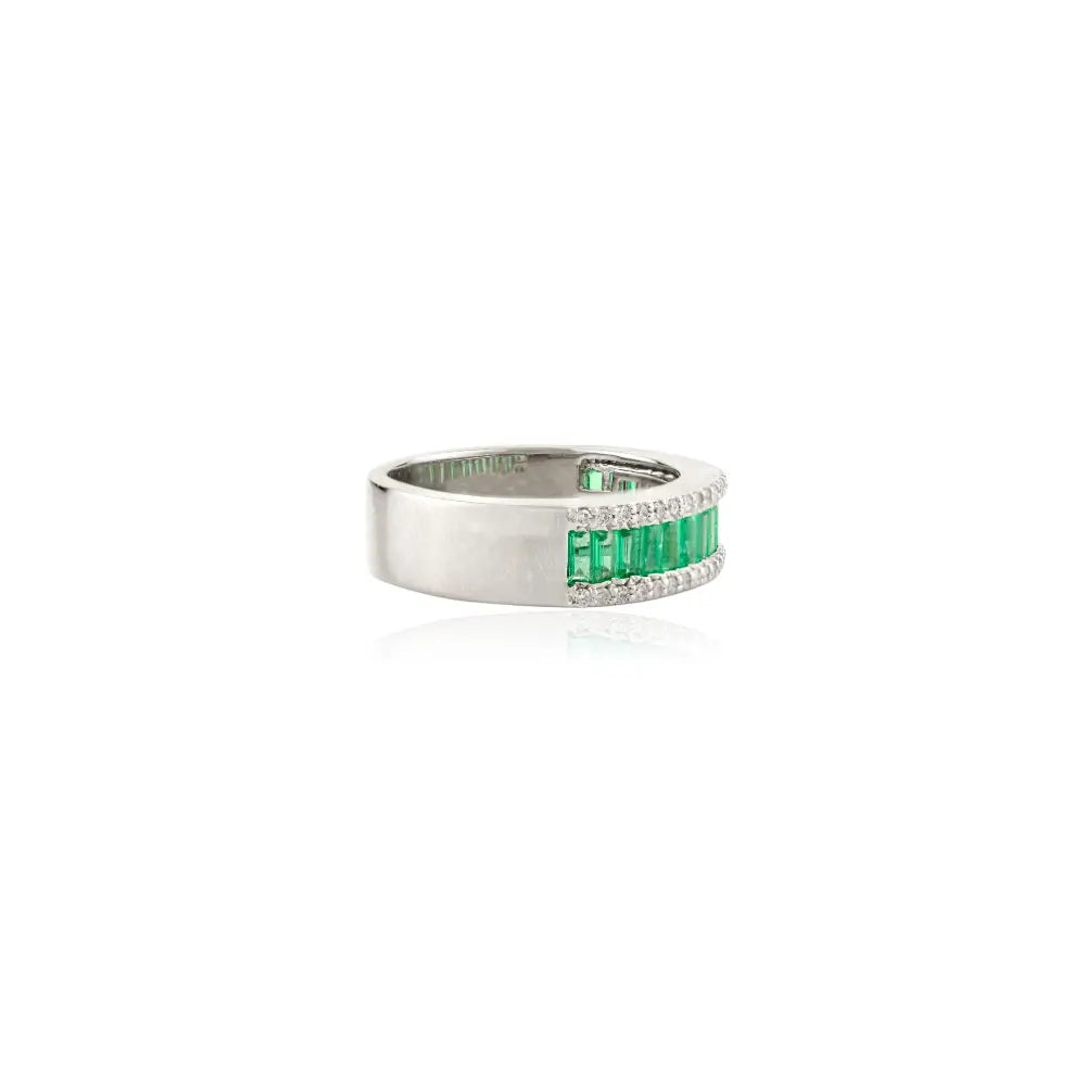 Latest New Design Emerald & Diamond 14K White Gold Wedding Band Ring Statement Jewelry
