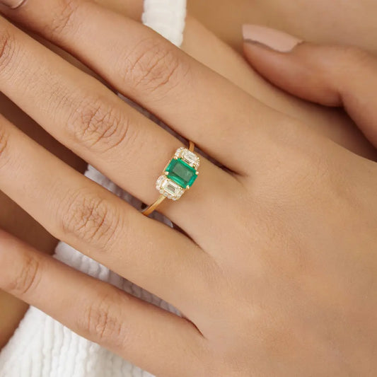 Wholesale Fine Emerald & Diamond K14 Yellow Gold Gemstone Ring Latest Design Jewelry