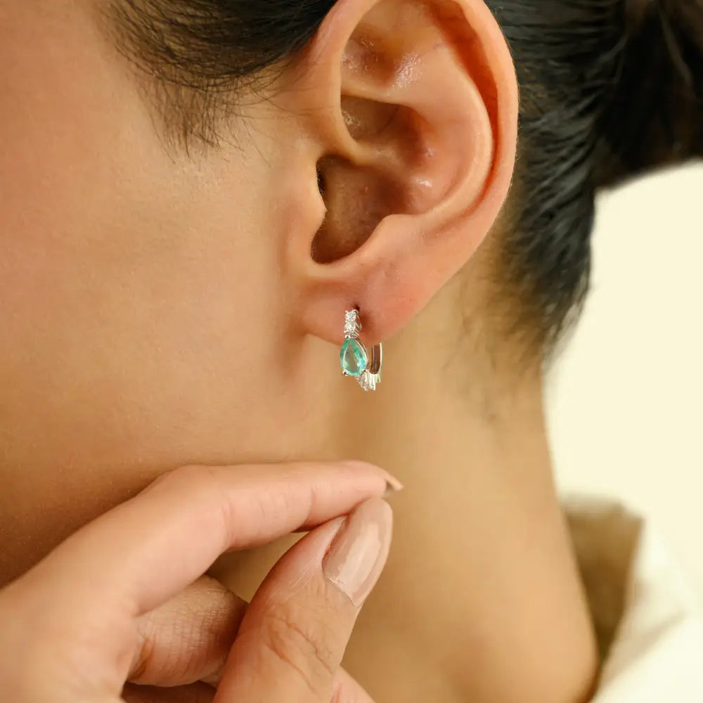 Prong Setting Emerald & Diamond Small Hoop Earrings Everyday Jewelry K14 White Gold