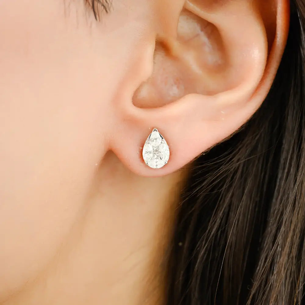 Minimal Jewelry Genuine Diamond Pear Shape Stud Earrings 18K White Gold April Birthstone