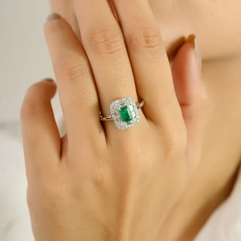 Trending Design Emerald & Diamond Real K14 White Gold Double Cluster Ring Elegant Jewelry