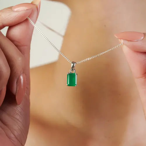 Minimalist 925 Sterling Silver Natural Green Onyx Single Stone Pendant For Women's