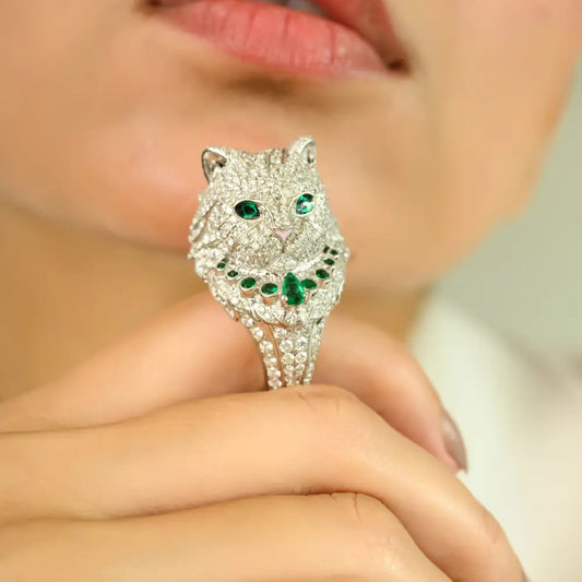 Emerald & Diamond Sparkle Animal Cat Ring Real K18 White Gold Bold Statement Jewelry