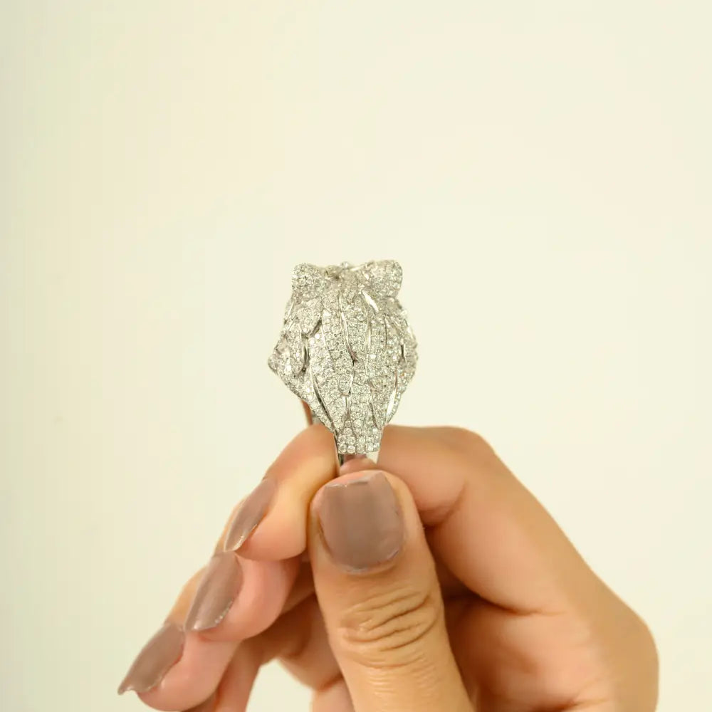 Emerald & Diamond Sparkle Animal Cat Ring Real K18 White Gold Bold Statement Jewelry