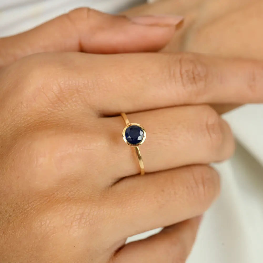 Round Cut Gemstone Natural Blue Sapphire Single Stone Bezel Set Ring Pure K14 Yellow Gold