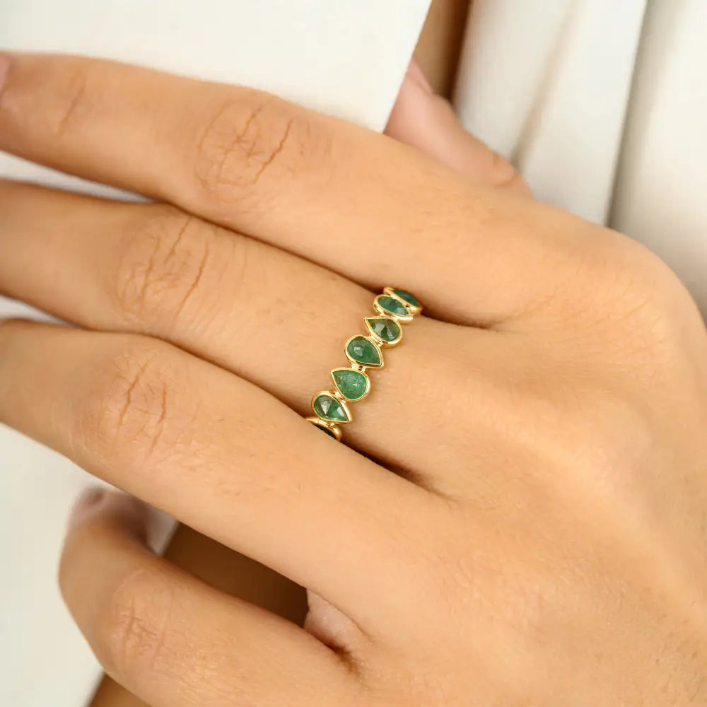 Real 18K Yellow Gold Bezel Set Emerald Stacking Full Eternity Band Ring Everyday Jewelry