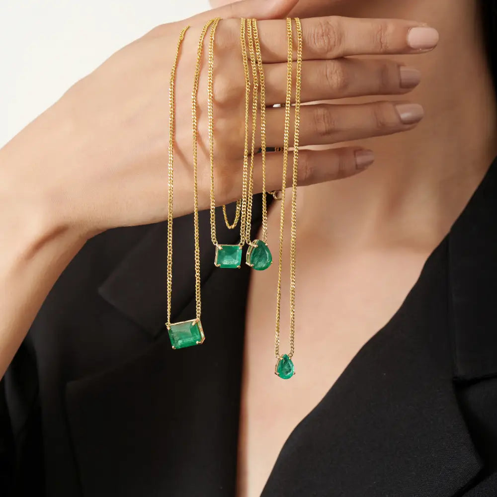 Square Cut Emerald Curb Link Chain Solitaire Gemstone Pendant Necklace Fine 14K Gold Jewelry