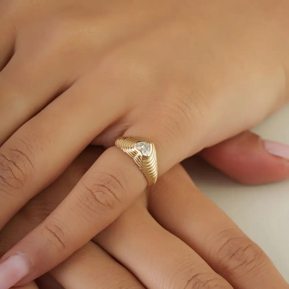 Best Selling Products Heart Shape Diamond Croissant Pinky Ring Real 14K Yellow Gold Jewelry