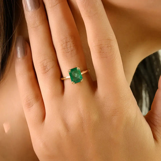Double Prong Set Emerald Single Stone Ring For Unisex 14K Real Yellow Gold May Birthstone