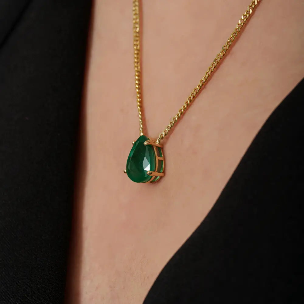 K14 Solid Yellow Gold Pear Shape Emerald Single Stone Curb Link Chain Pendant Necklace