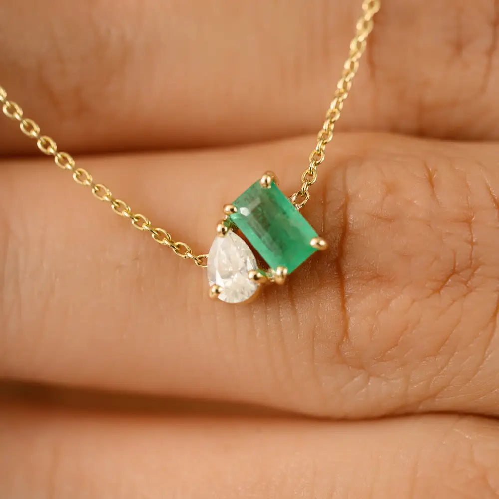 Minimalist Simple Emerald & Diamond Toi et Moi Pendant Necklace Real K14 Gold Jewelry