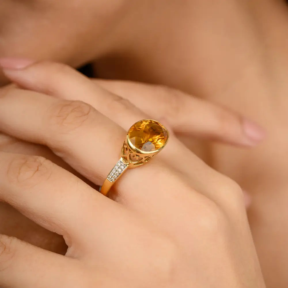 Classic Style 18k Yellow Gold Natural Citrine & Diamond Statement Ring For Wedding Custom Made Jewelry