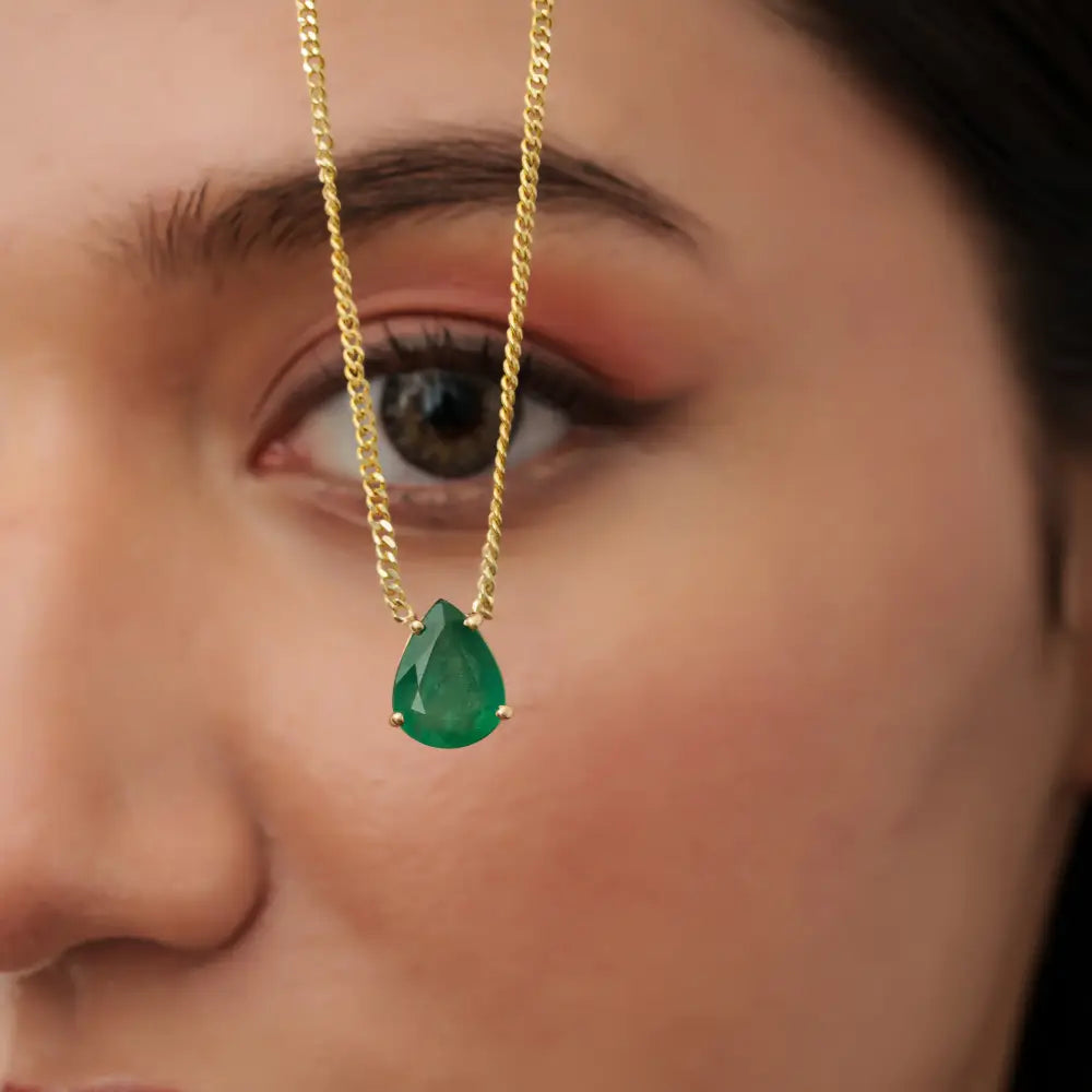 K14 Solid Yellow Gold Pear Shape Emerald Single Stone Curb Link Chain Pendant Necklace