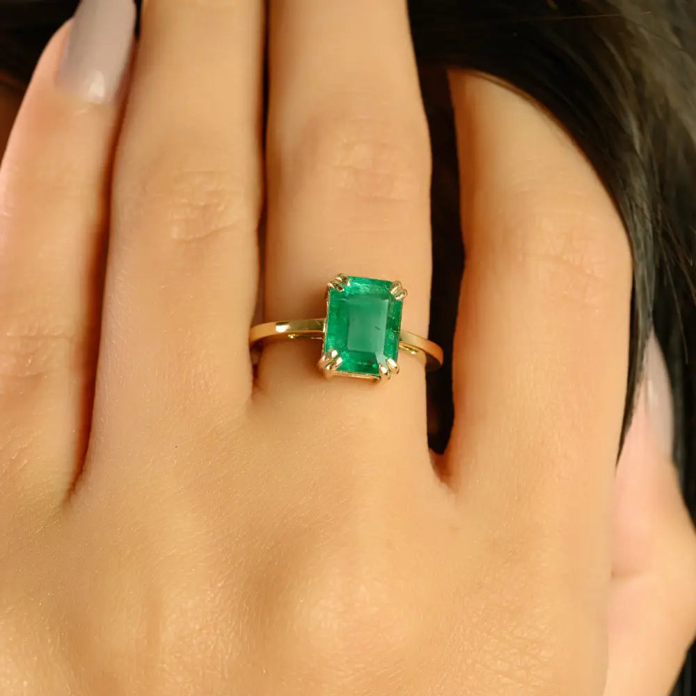 Double Prong Set Emerald Single Stone Ring For Unisex 14K Real Yellow Gold May Birthstone