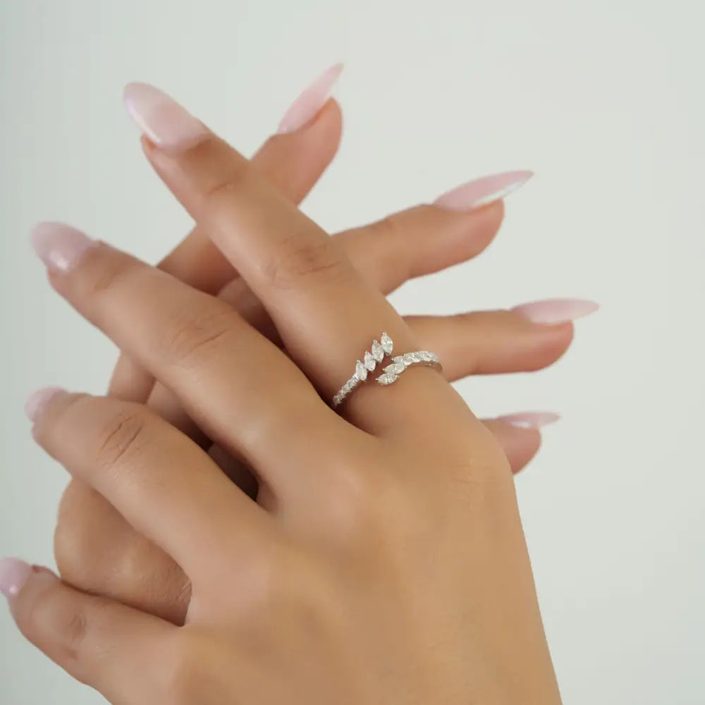 Solid K14 White Gold Natural Diamond Stackable Bypass Ring Sparkling Bulk Jewelry Supplier